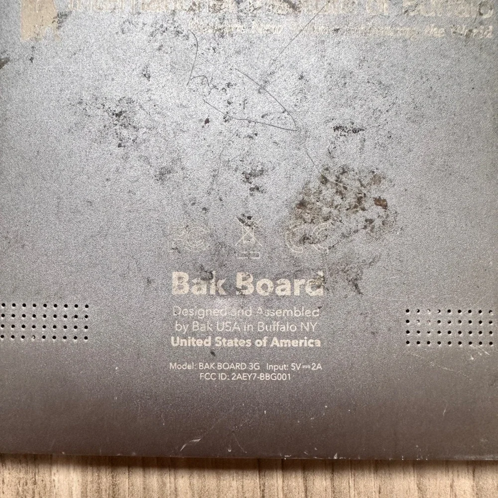 Bak Board 3G Tablet Cracked Screen For Parts Repair